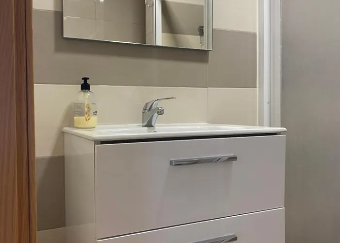 A Pie De Playa. * Nerja