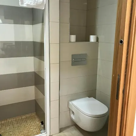 A Pie De Playa. 内尔哈