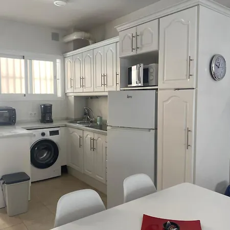 A Pie De Playa. Apartment Nerja