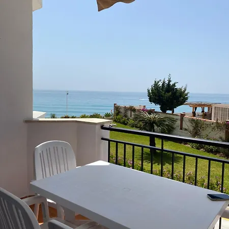 A Pie De Playa. * 内尔哈